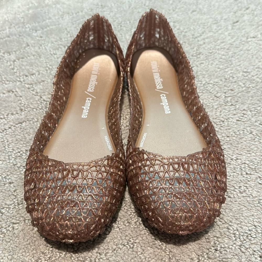 Mini Melissa’s size 2 brand new only worn once